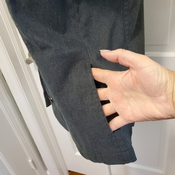 NWT Levi's Red Label Charcoal Gray Women's Vest Size Medium, Casual - Picture 6 of 14